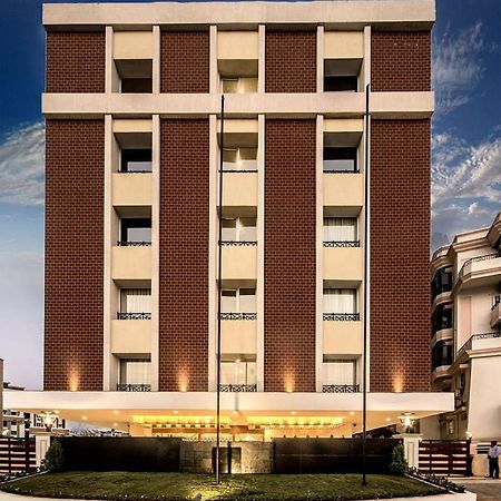 The Altruist Business Hotel Hitech Haydarabad Dış mekan fotoğraf