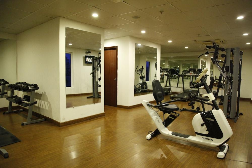 The Altruist Business Hotel Hitech Haydarabad Dış mekan fotoğraf