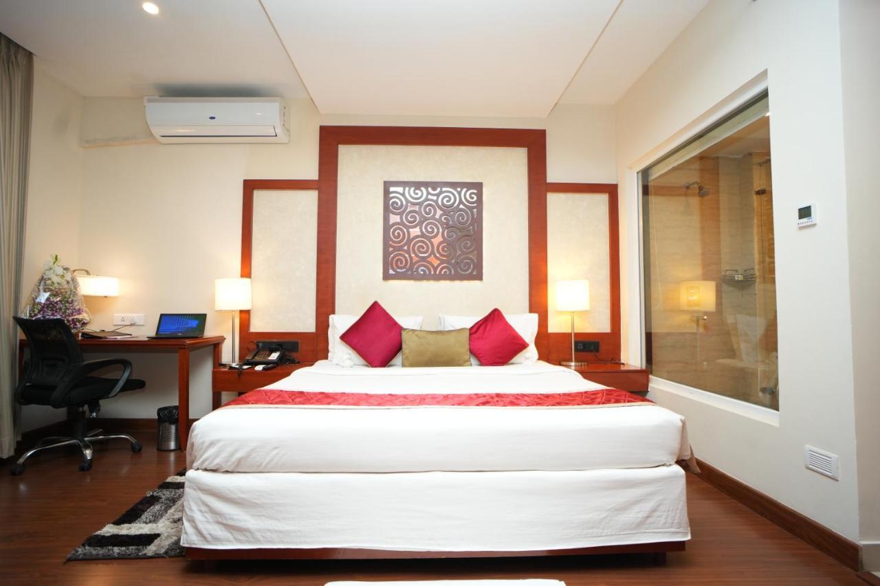 The Altruist Business Hotel Hitech Haydarabad Dış mekan fotoğraf