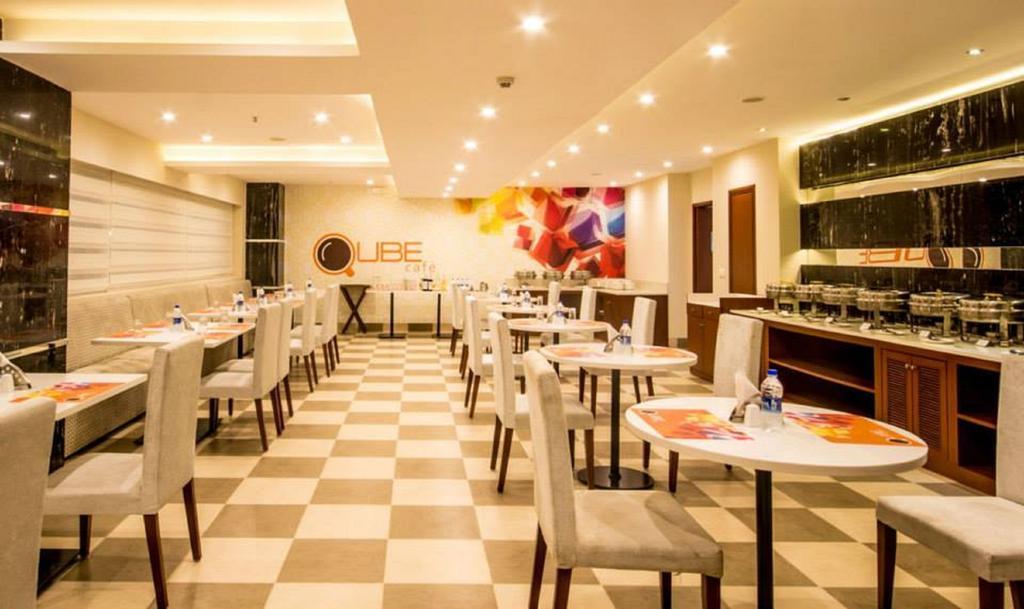The Altruist Business Hotel Hitech Haydarabad Dış mekan fotoğraf